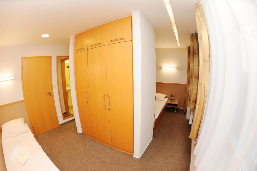 Pension Hogo Brno Exterior foto